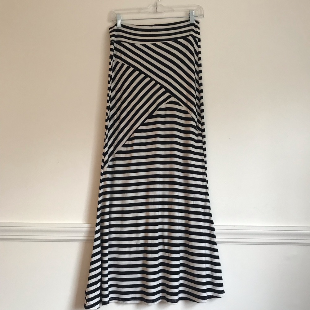 Maxi skirt